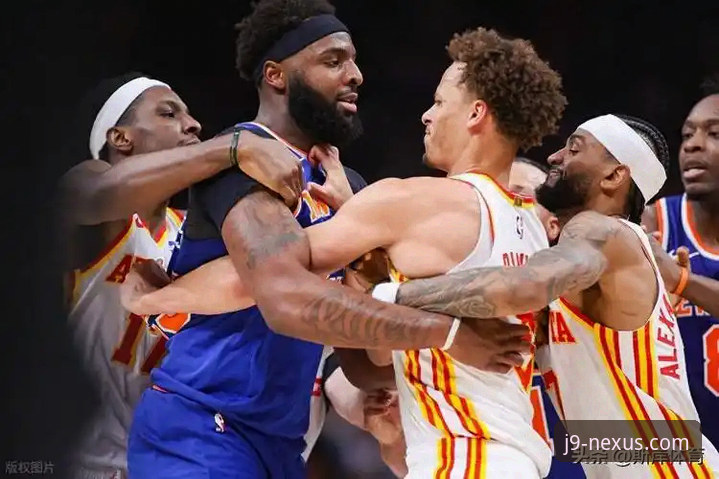 NBA季后赛尼克斯大胜老鹰深度评测：J9九游会见证历史级半场47分差距
